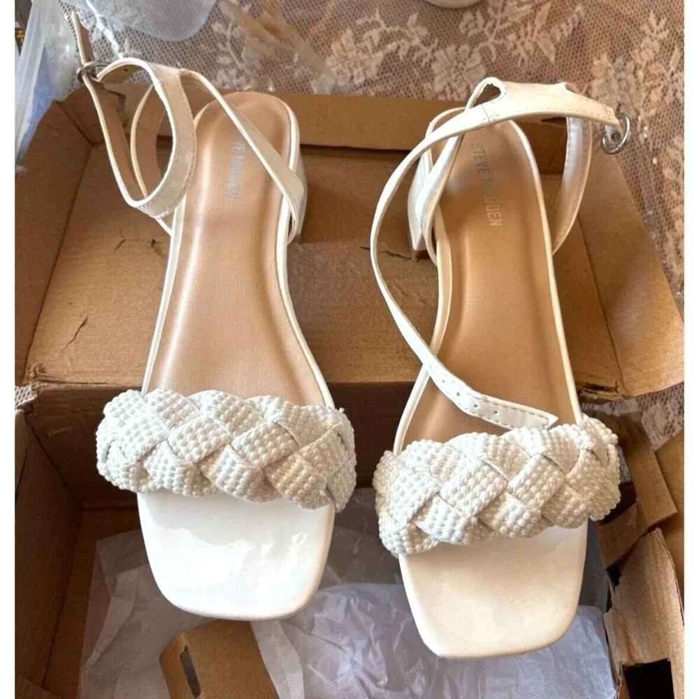 Steve Madden Girls' J-Oppal Pearl Embellished Dress Shoes (Youth) 4- TOO CUTE!!! - Picture 8 of 10